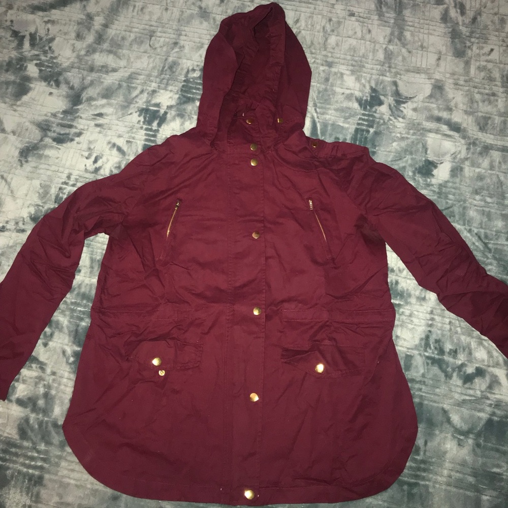 Maroon cargo jacket size 2x (fits like 1x)